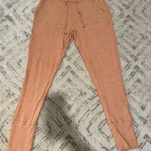 Kate Quinn Crop Jogger